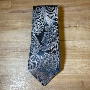 Ike Behar New York Paisley Tie